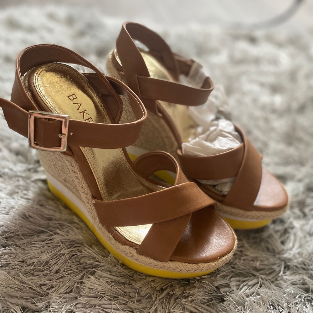 Brown wedges